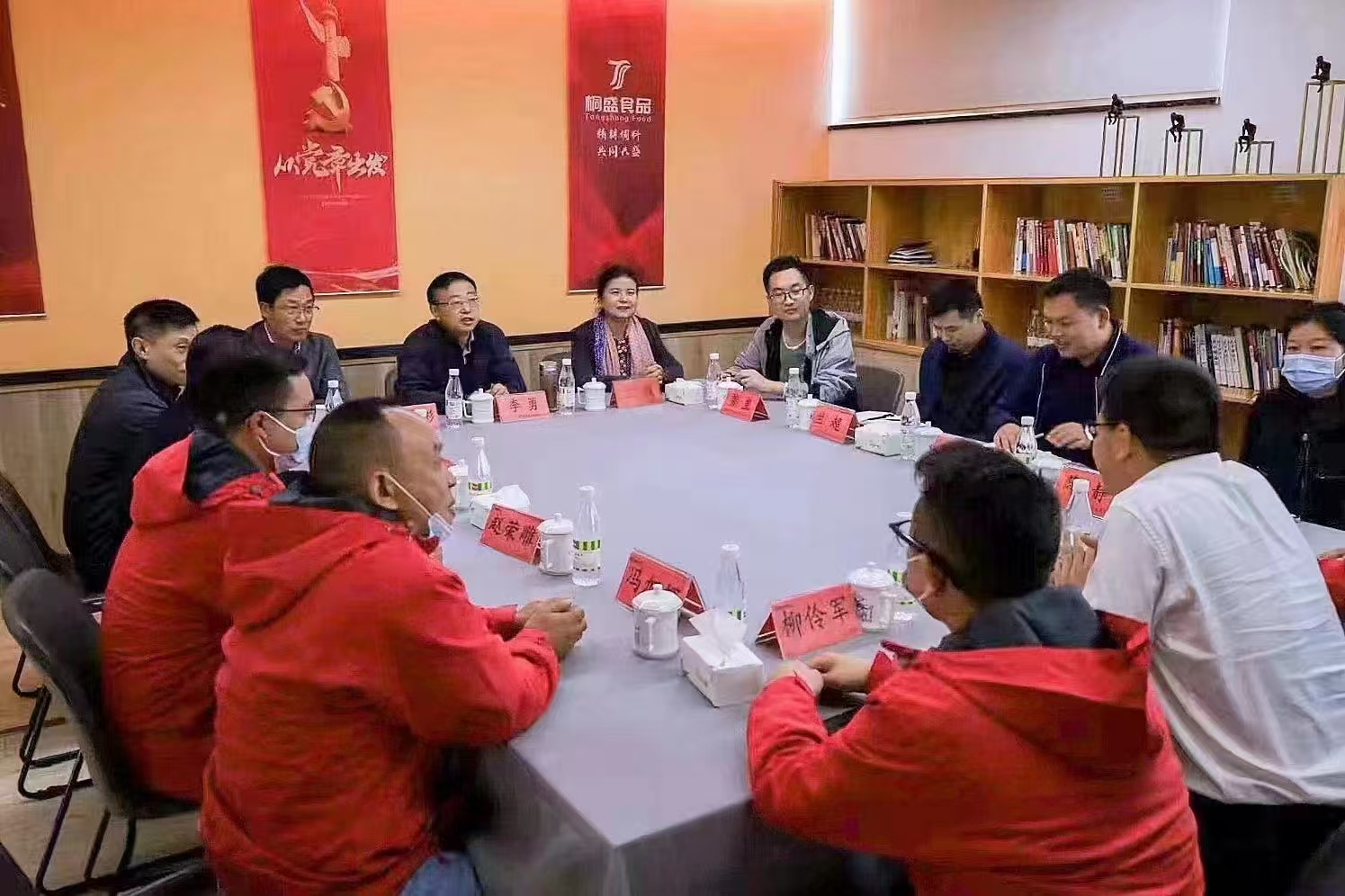 1762837069497991.jpg 1762837069497991.jpg